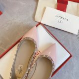 We sale a kind of brands replica shoes as Valentino replica shoes