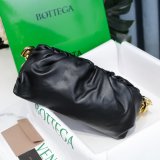 Where to find the Best Replicas Bottega Veneta 30CM Chain Pouch Bag Dupes